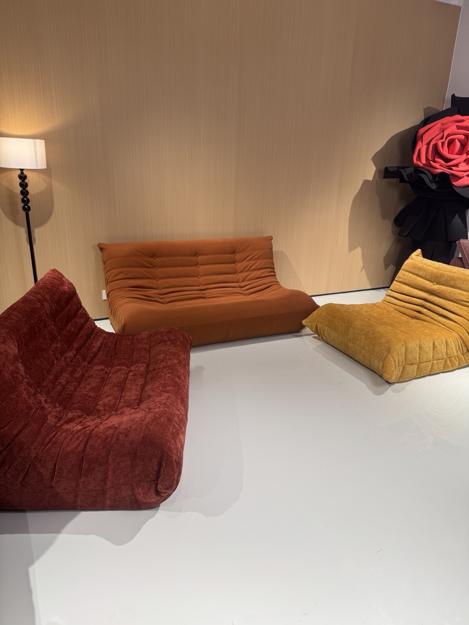 Compressed Sofa（Caterpillar） - Image 3