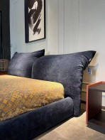 ⁦​​Floating Leather Bed｜Siberian Pine Frame｜Anti-Mold Design｜230cm Depth｜MOQ 1 Set​​⁩ - الصورة ⁦3⁩